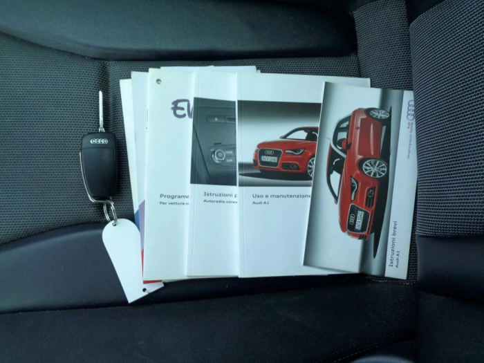 Audi A1 Sportback  1.6 tdi Attraction 105cv