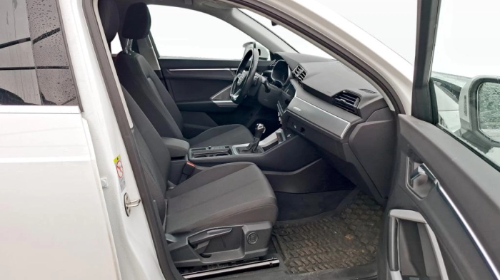 Audi Q3  35 1.5 tfsi mhev Business Advanced s-tronic