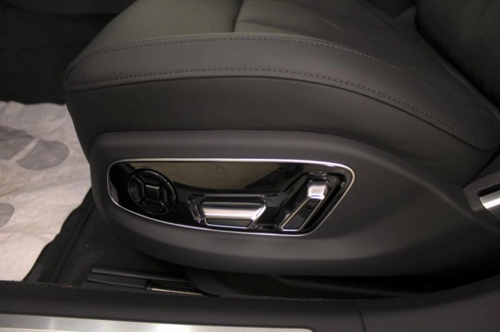 Audi A8     50 TDI quattro 210(286) kW(CV) tiptronic