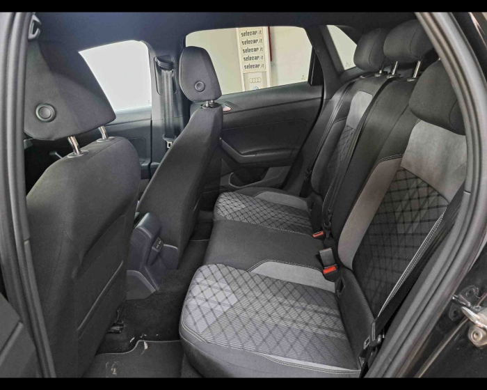 Volkswagen Polo  1.0 tsi R-Line 95cv