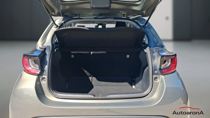 Mazda 2  1.5 vvt full hybrid electric Agile e-cvt