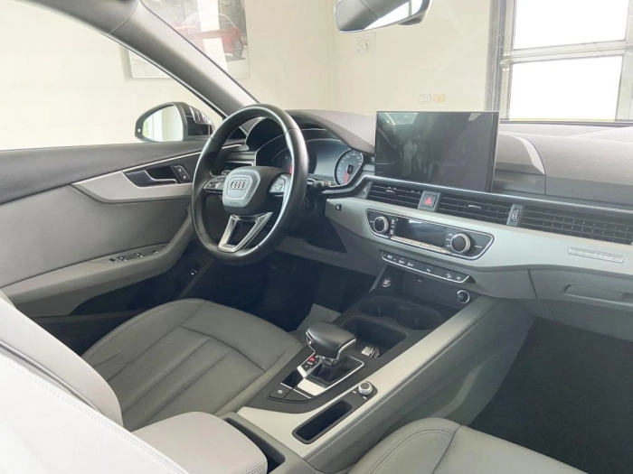 Audi A4  Allroad 40 2.0 tdi mhev Business quattro 204cv s-tronic