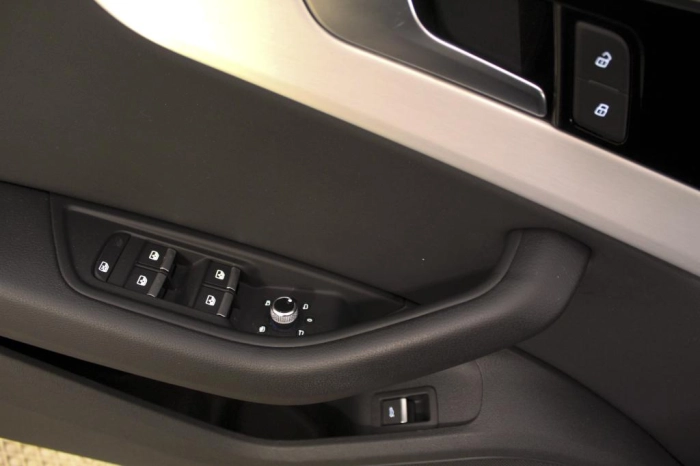 Audi A4 Avant  40 2.0 tdi mhev S line edition quattro 204cv s-tronic