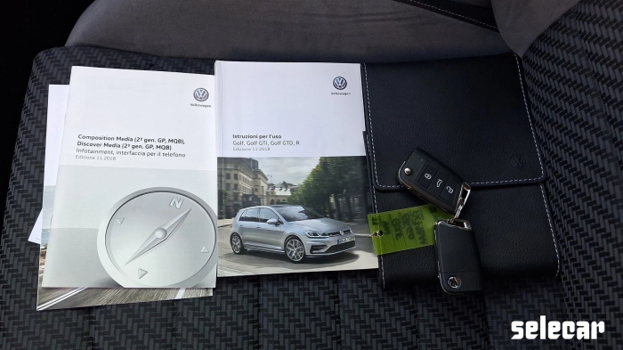 Volkswagen Golf  5p 1.6 tdi Sport 115cv