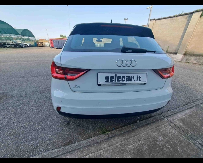 Audi A1 Sportback  30 1.0 tfsi Admired 110c