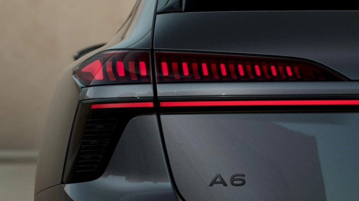 Audi A6 Avant   S line edition TDI quattro 150 kW S tronic
