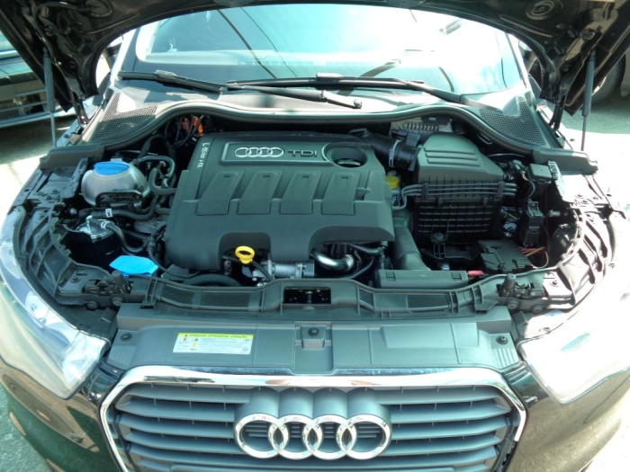 Audi A1 Sportback  1.6 tdi Attraction 105cv