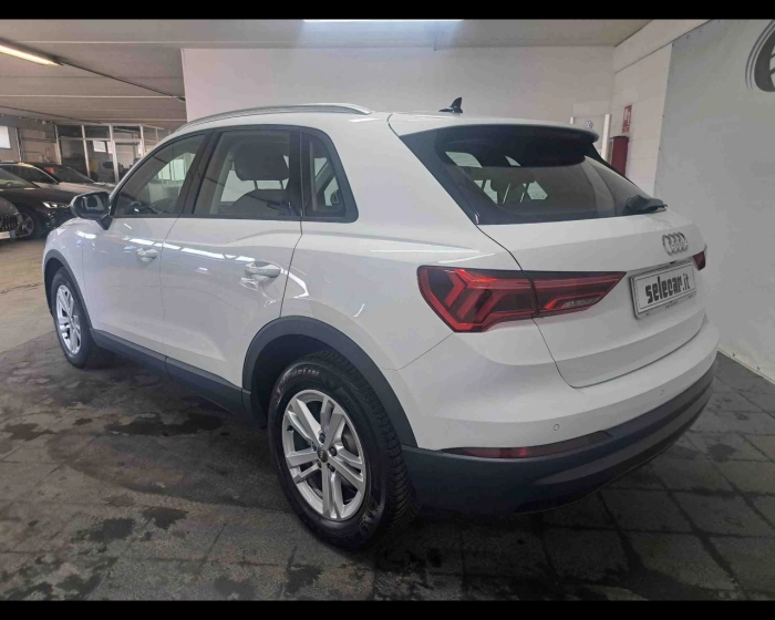 Audi Q3  35 1.5 tfsi Business Advanced s-tronic