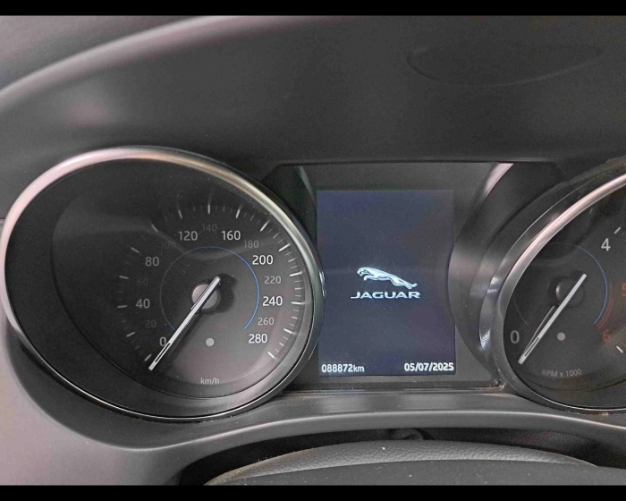 Jaguar F-Pace  2.0d i4 R-Sport awd 180cv auto my19