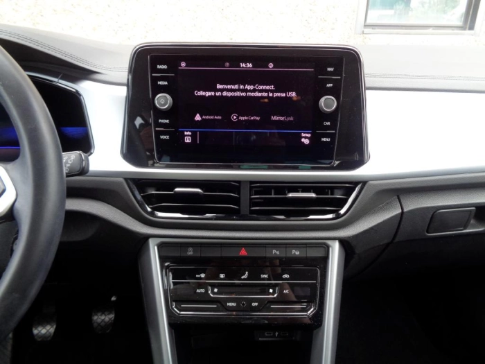 Volkswagen T-Roc  1.5 tsi Life