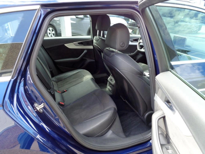 Audi A4 Avant S4 Avant 3.0 tfsi quattro 354cv tiptronic