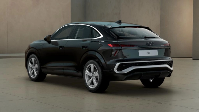 Audi Q3 Sportback   S line e-hybrid  200 kW S tronic