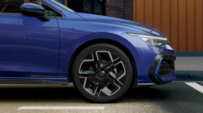 Volkswagen Golf Nuova  R-Line Plus 1.5 eTSI ACT 85 kW (115 CV) DSG