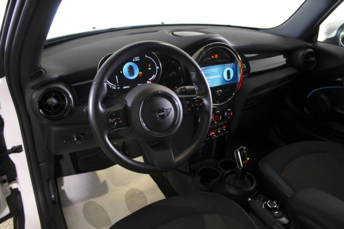 MINI IV   -  Cabrio 1.5 Cooper Resolute auto