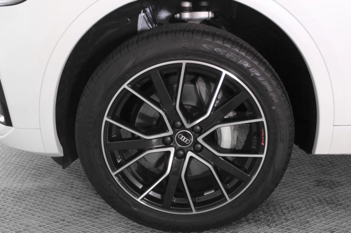 Audi Q5 Sportback   Sportback S line plus 50 TFSI e quattro 220(299) kW(CV) S tronic