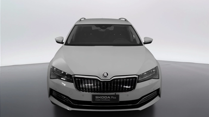Skoda Superb  Wagon iV 1.4 tsi phev Style dsg