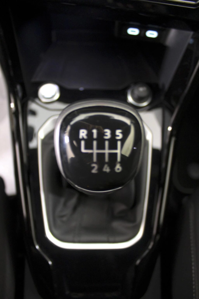 Volkswagen T-Roc  1.5 tsi R-Line