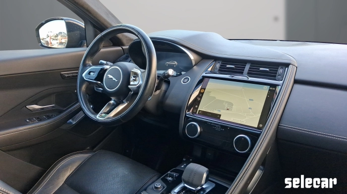 Jaguar E-Pace  2.0d i4 mhev R-Dynamic SE awd 163cv aut
