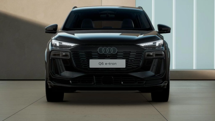 Audi Q6   SUV S line edition e-tron performance  225,00 kW