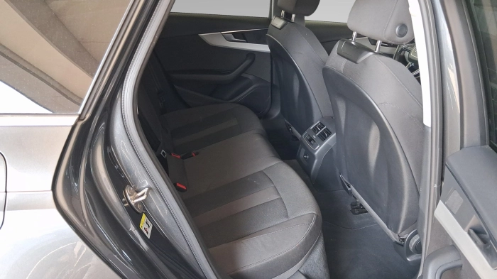 Audi A4 Avant  40 2.0 tdi mhev S line edition qu