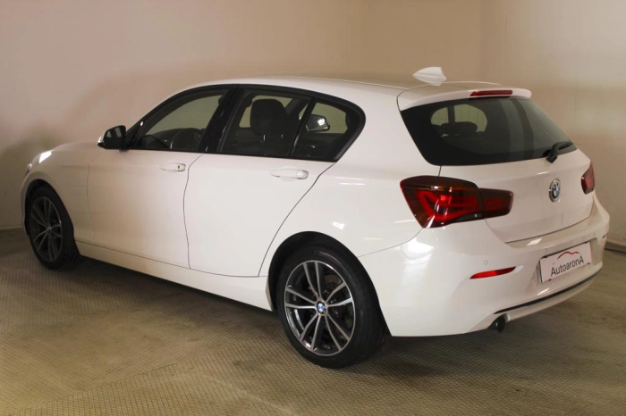 BMW Serie 116d Sport 5p my18