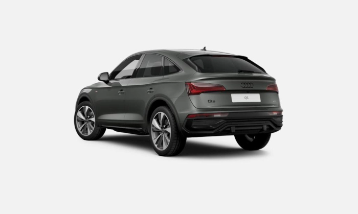 Audi Q5 Sportback   Sportback Identity Black 40 TDI quattro 150(204) kW(CV) S tronic