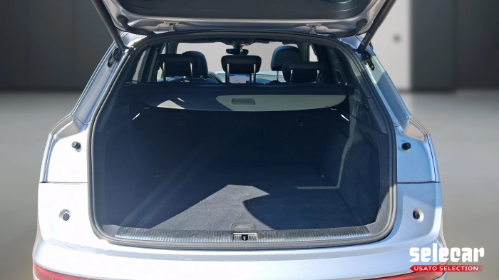 Audi Q5  40 2.0 tdi mhev 12V S line Plus quattro s-tr