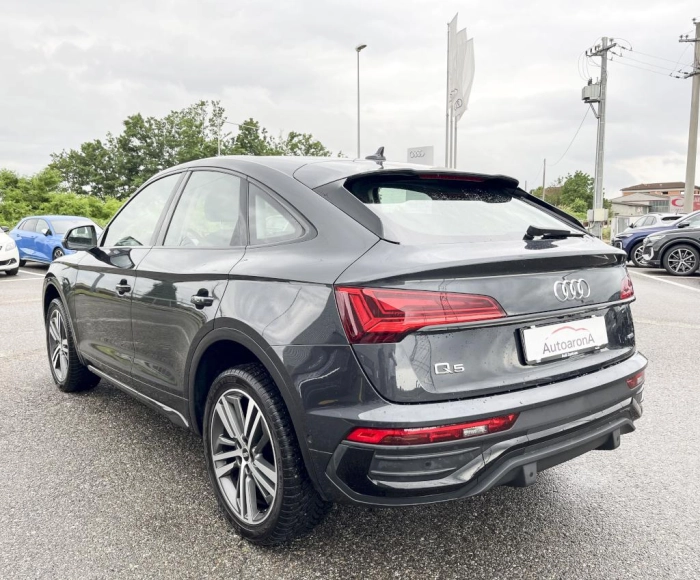 Audi Q5 Sportback  2021 -  40 2.0 tdi mhev 12V Busines