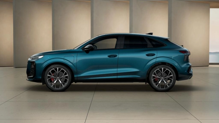 Audi Q3 Sportback   Business e-hybrid  200 kW S tronic