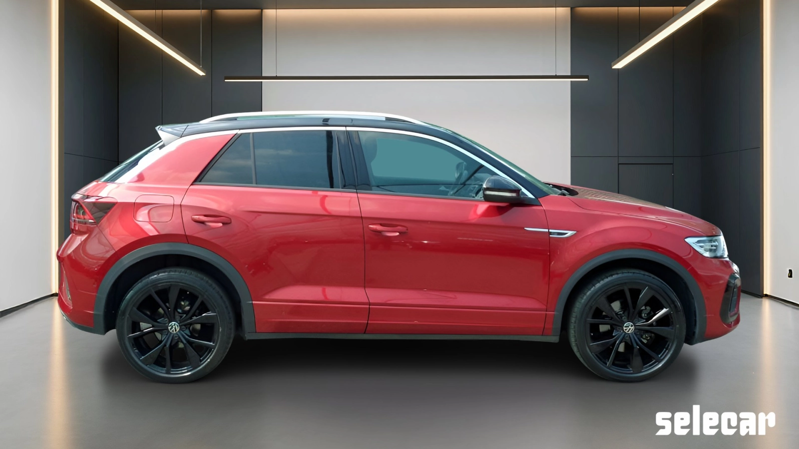 img-2 Volkswagen T-Roc Volkswagen SE-U76889
