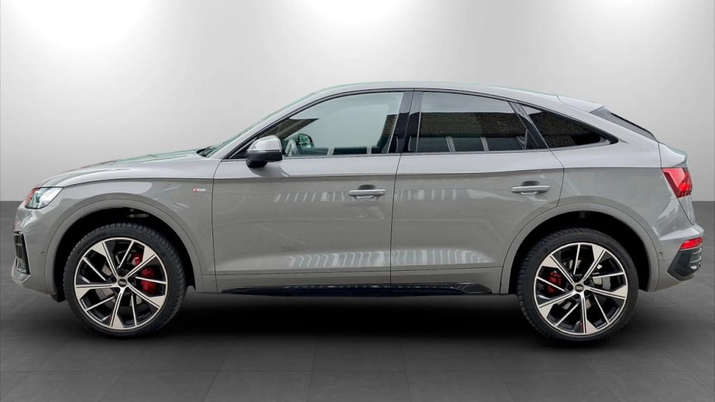 img-2 Audi Q5 Sportback Audi SE-U77777