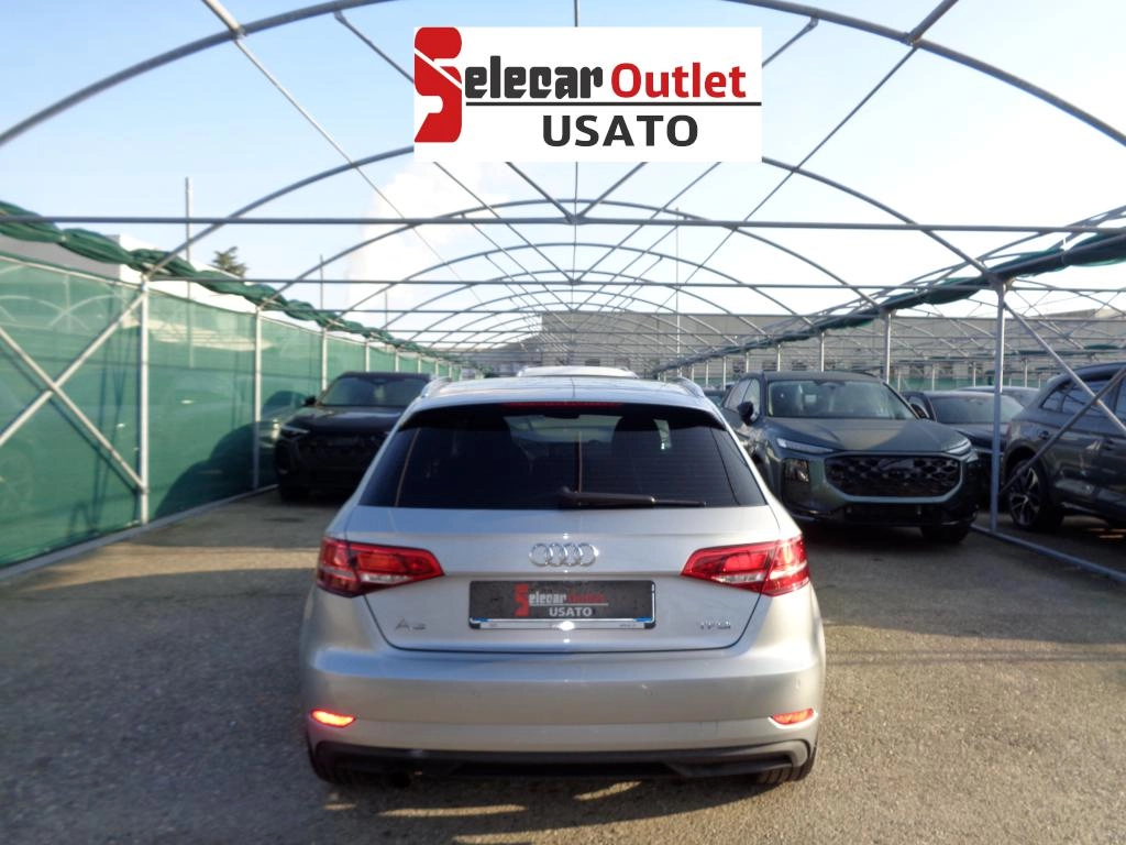 img-4 Audi A3 Sportback Audi SE-U77335