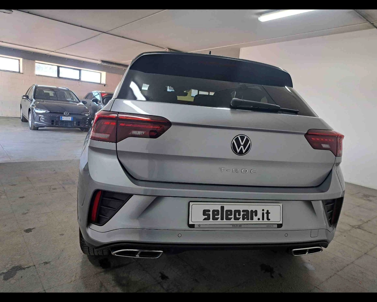 img-3 Volkswagen T-Roc Volkswagen SE-U77866