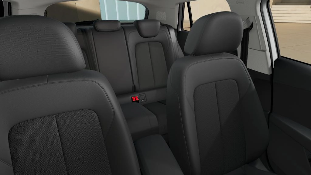 img-1 Audi Q2 Audi SE-N189775