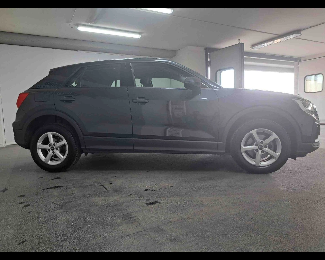 img-4 Audi Q2 Audi AU-U72527