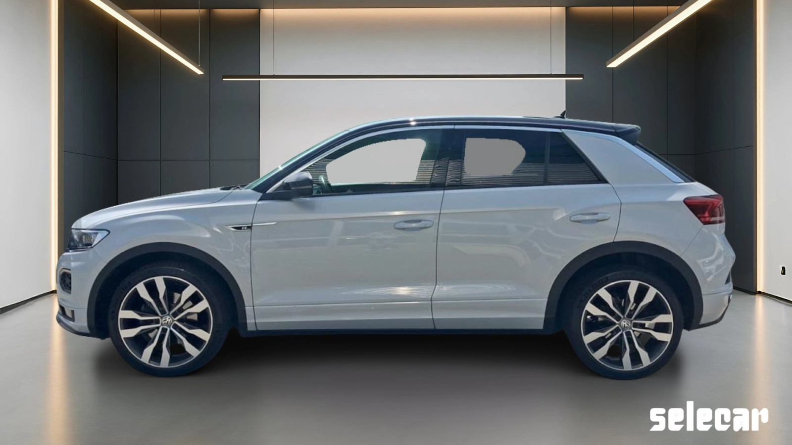 img-2 Volkswagen T-Roc Volkswagen SE-U78816