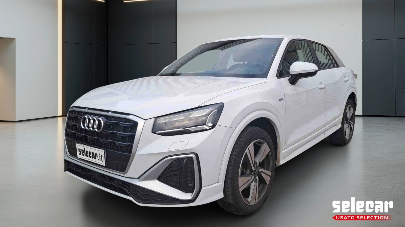 img-0 Audi Q2 Audi SE-U77703