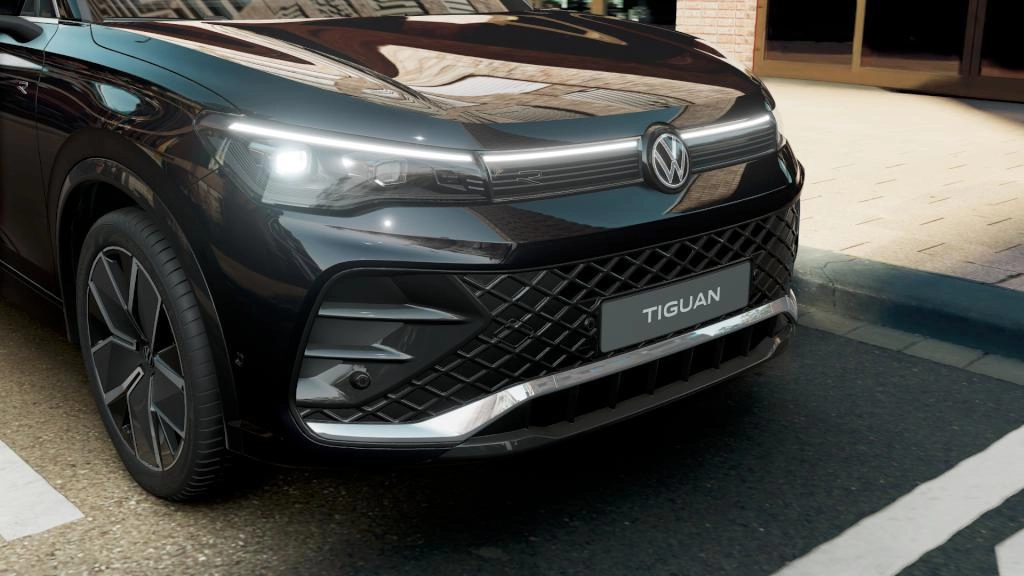 img-3 Volkswagen Tiguan Volkswagen SE-N184905