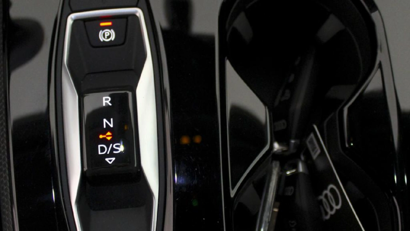 img-4 Audi A5 Audi AU-U78568