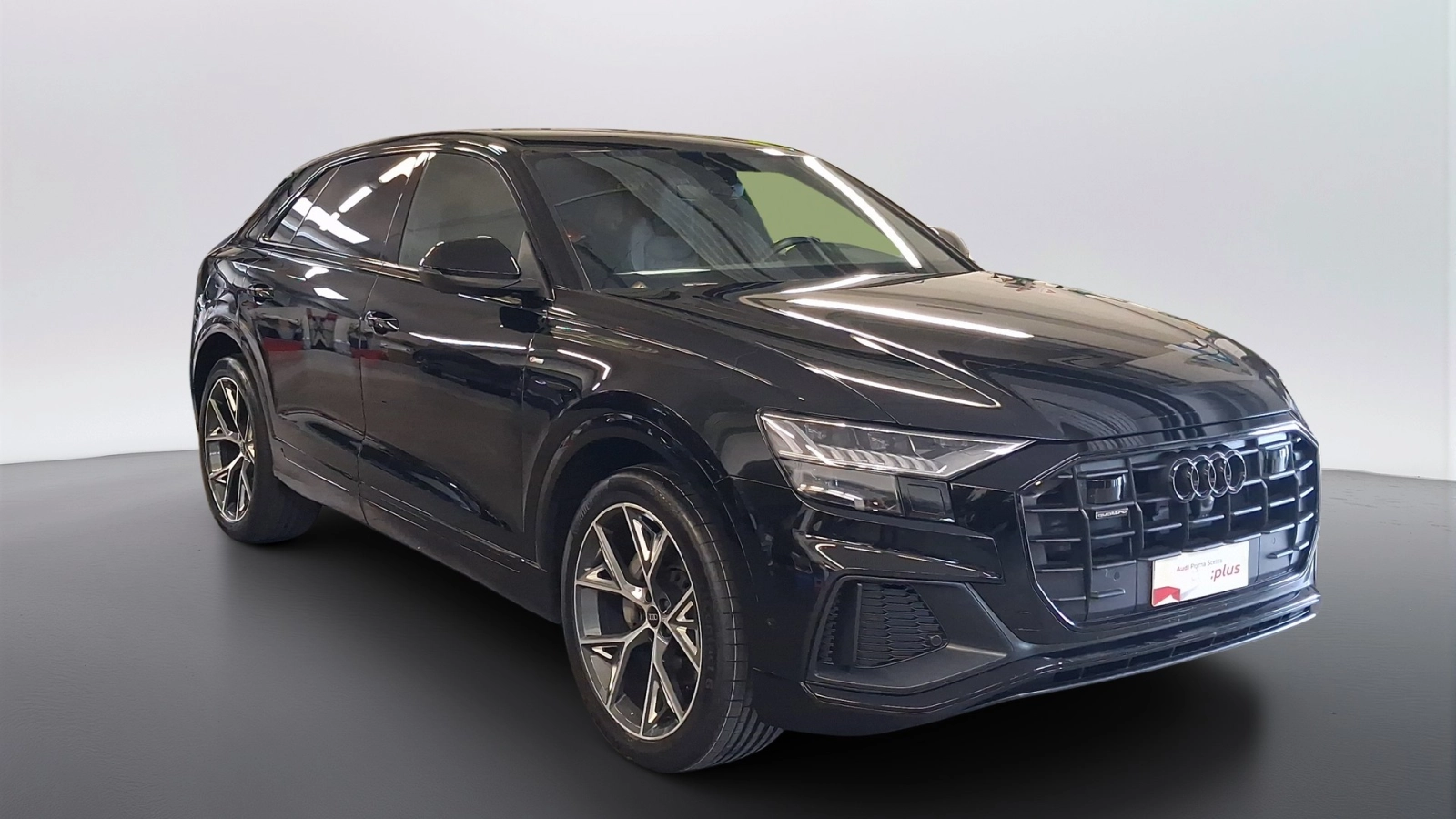 img-0 Audi Q8 Audi AU-U79618