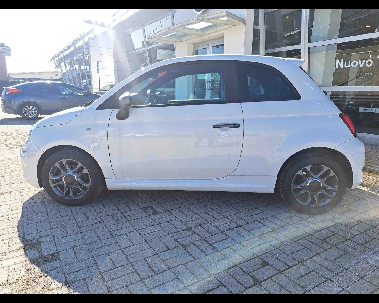 img-1 Fiat 500C Fiat SE-U77898