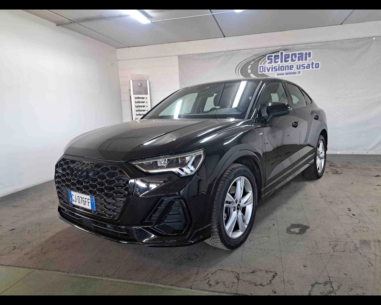 img-0 Audi Q3 Sportback Audi SE-U78929