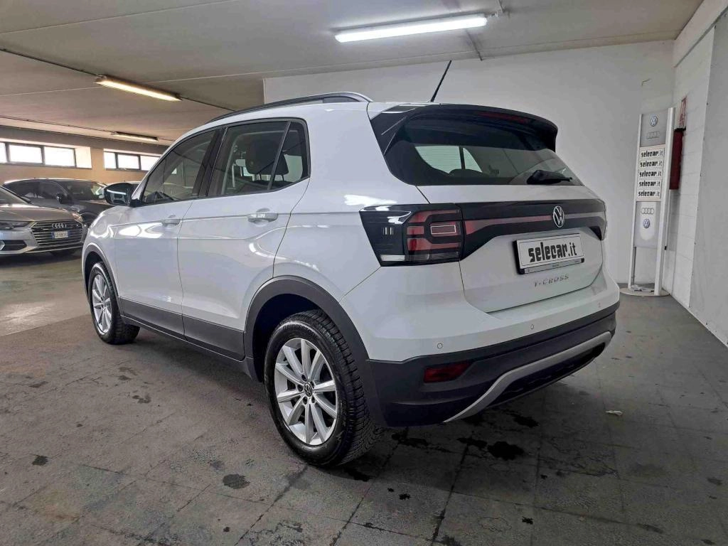 img-2 Volkswagen T-Cross Volkswagen SE-U78770