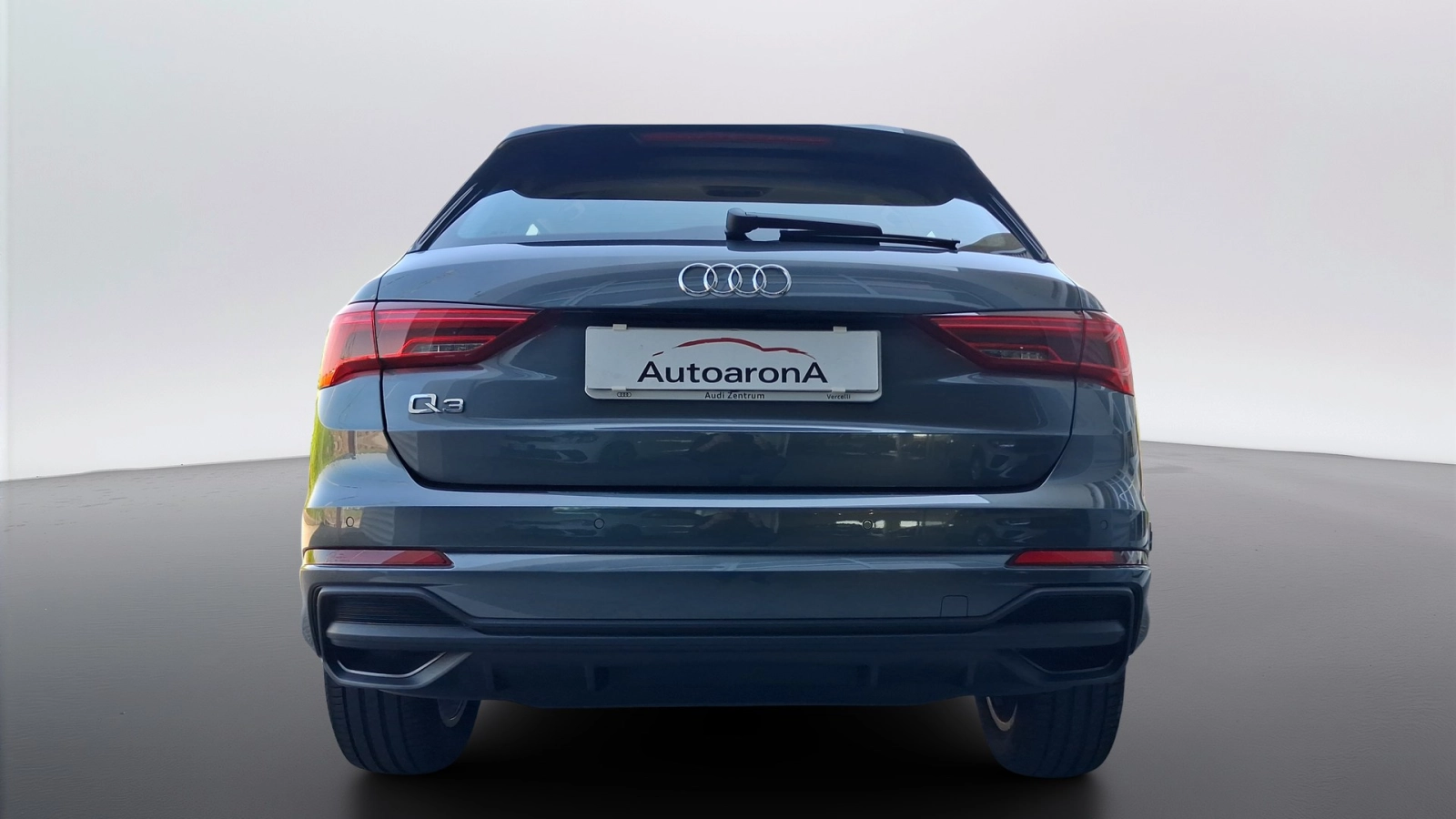 img-4 Audi Q3 Audi AU-U79570
