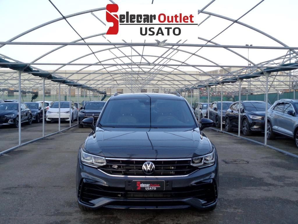 img-1 Volkswagen Tiguan Volkswagen SE-U78243