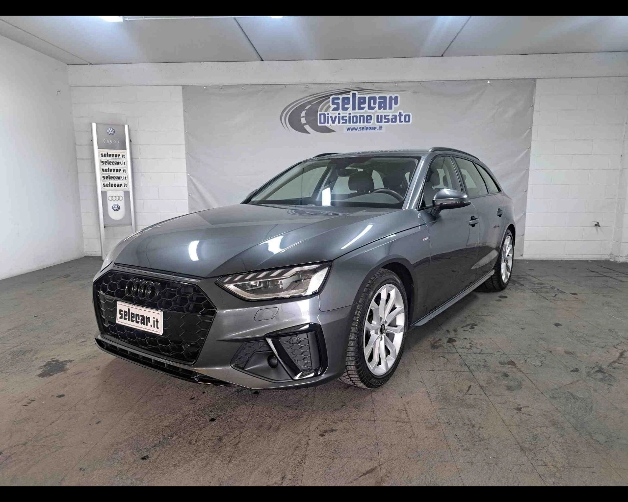 img-0 Audi A4 Avant Audi SE-U79231