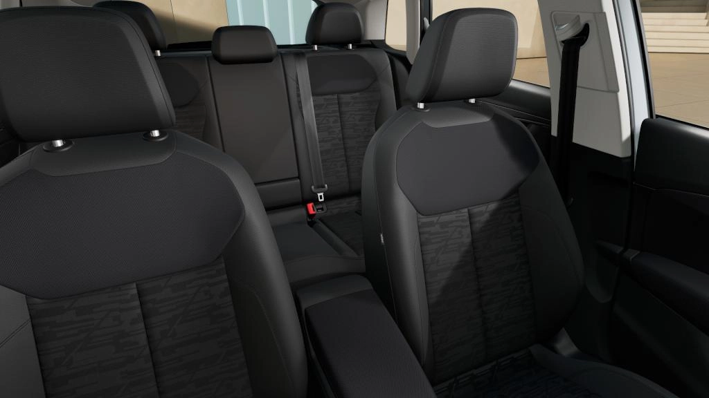 img-1 Audi Q3 Audi SE-N190823