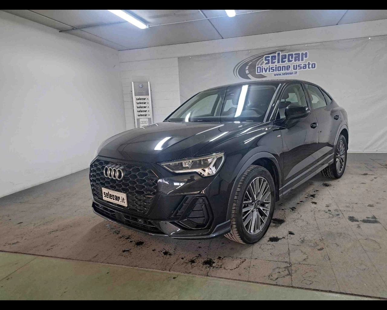 img-0 Audi Q3 Sportback Audi SE-U78929