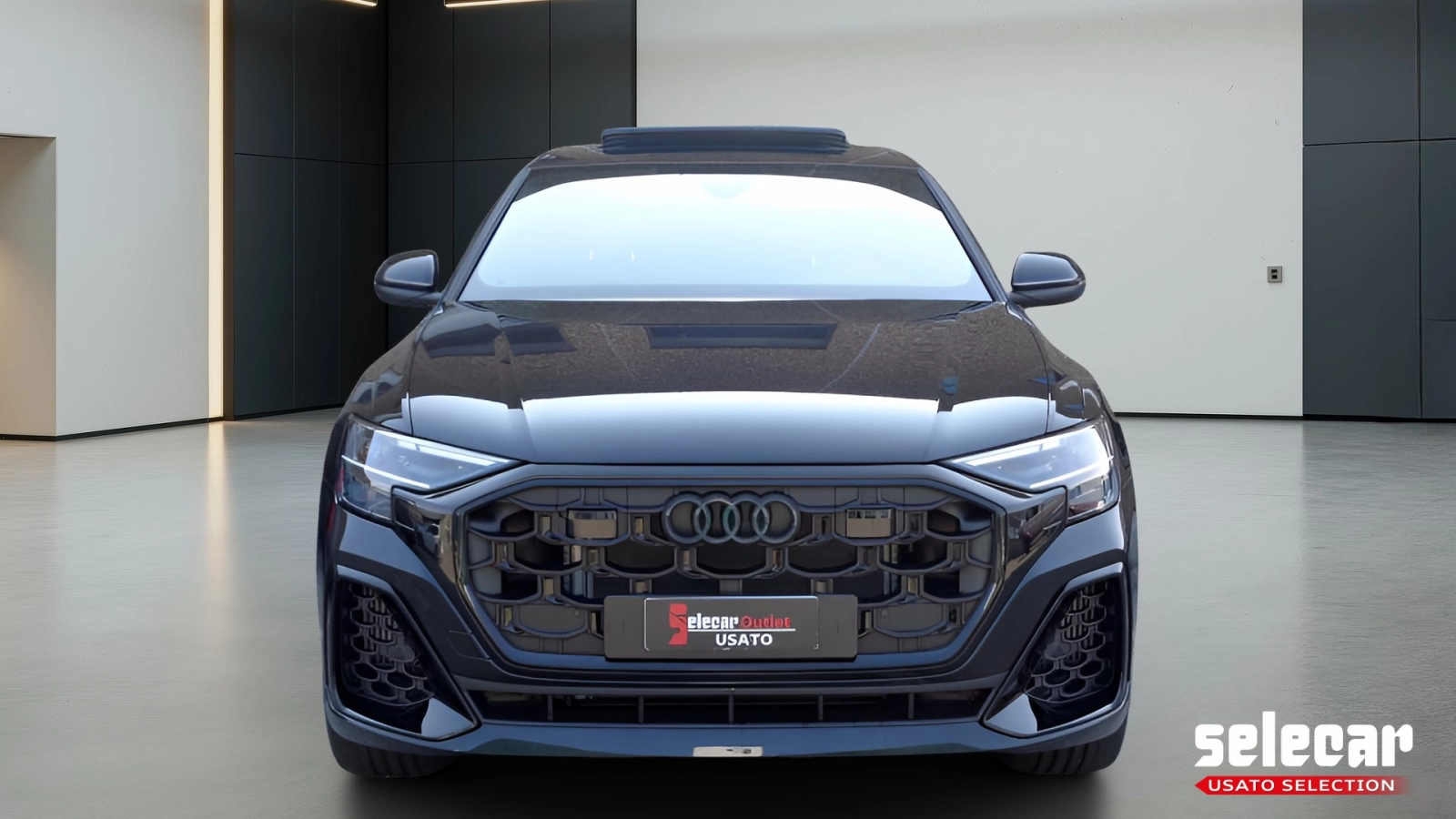 img-1 Audi Q8 Audi SE-U77404