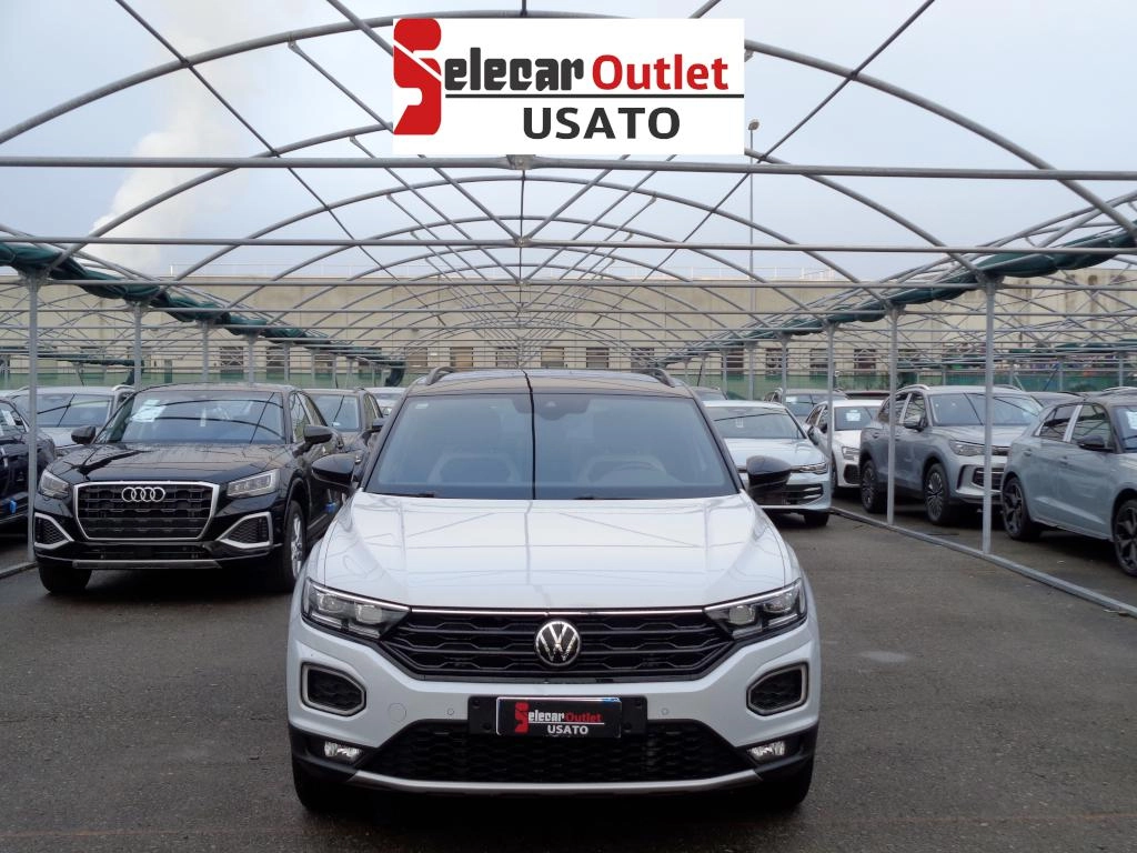 img-1 Volkswagen T-Roc Volkswagen SE-U77440